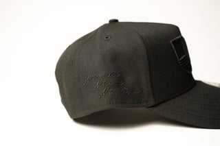 NEW ERA 9FORTY A-FRAME LACHINE NOTRE VILLE/NOTRE RUE/NOTRE-DAME "TRIPLE BLACK"