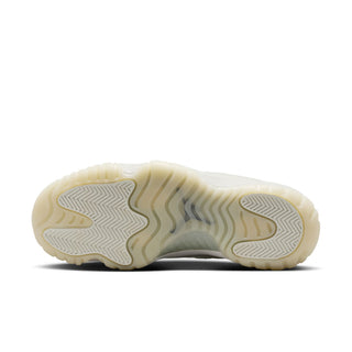 WOMEN'S AIR JORDAN 11 RETRO "PEARL/GRANDE FINALE" AR0715-110