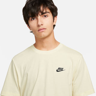 T-shirt Nike Sportswear Club « BLANC » AR4997-133