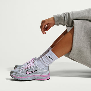 WOMEN'S NIKE P-6000 "PURE PLATINUM/PINK RISE-METALLIC SILVER" BV1021-020