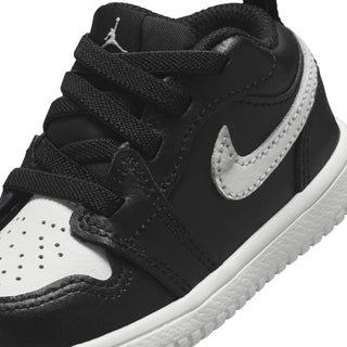 (TD) JORDAN 1 LOW ALT "BLACK SUMMIT WHITE" DR9747-043