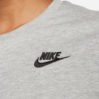 WOMEN'S NIKE SPORTSWEAR CLUB ESSENTIAL TEE "GREY"  DX7902-063