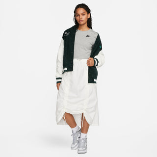 WOMEN'S NIKE SPORTSWEAR CLUB ESSENTIAL TEE "GREY"  DX7902-063