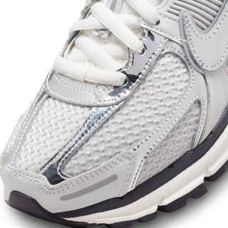 WOMEN'S NIKE VOMERO 5 "PHOTON DUST" FD0884-025