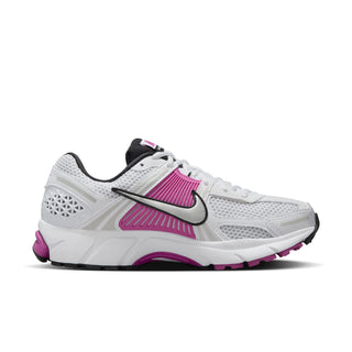 WOMEN'S NIKE ZOOM VOMERO 5 'WHITE/METALLIC PLATINUM' FJ2028-100
