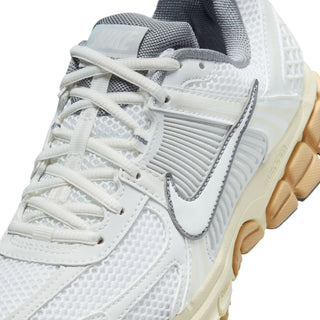 W NIKE ZOOM VOMERO 5 « BLANC SOMMET » FJ2028-101