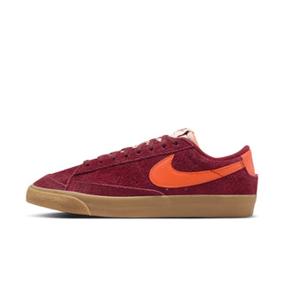 WOMEN'S NIKE BLAZER LOW '77 VINTAGE 'TEAM RED/SAFETY ORANGE-GUM LIGHT BROWN' FQ8060-600