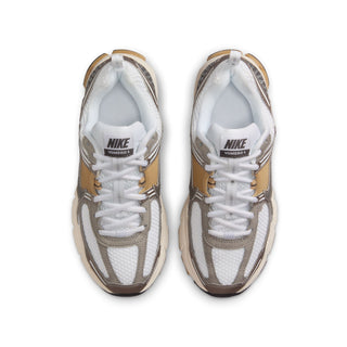 (GS) NIKE VOMERO 5 "METALLIC PEWTER" HF6998-004