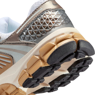 (GS) NIKE VOMERO 5 "METALLIC PEWTER" HF6998-004