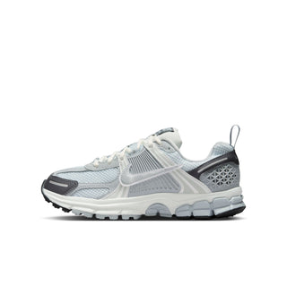 (GS) NIKE VOMERO 5 'PURE PLATINUM/METALLIC SILVER' HF6998-008