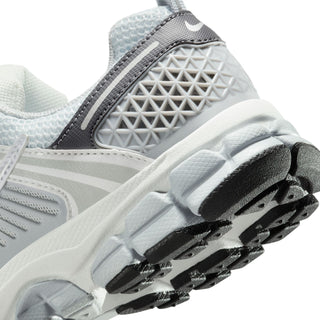 (GS) NIKE VOMERO 5 'PURE PLATINUM/METALLIC SILVER' HF6998-008