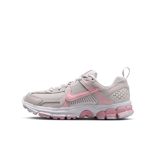 (GS) NIKE VOMERO 5 "VAST GREY/SOFT PINK" HF6998-012