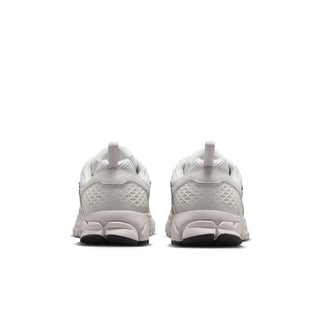 (GS) NIKE VOMERO 5 'WHITE/VAST GREY' HF6998-107