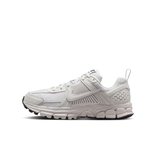 (GS) NIKE VOMERO 5 'WHITE/VAST GREY' HF6998-107