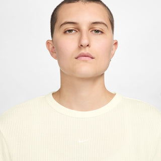 WOMEN'S NIKE SPORTSWEAR SHORT SLEEVE TEE "CHILL WAFFLE" HJ3838-133