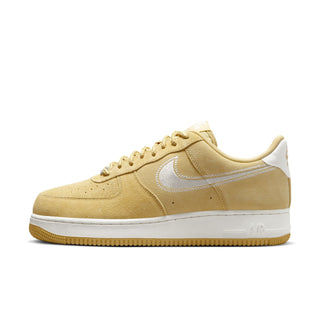 MEN'S NIKE AIR FORCE 1 '07 LEVEL 8 'BUFF GOLD/SAIL' HJ4465-700
