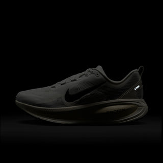 MEN'S NIKE VOMERO 18 'SUMMIT WHITE/BLACK-COCONUT MILK' HM6803-101