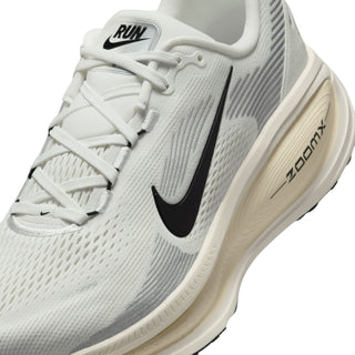 MEN'S NIKE VOMERO 18 'SUMMIT WHITE/BLACK-COCONUT MILK' HM6803-101