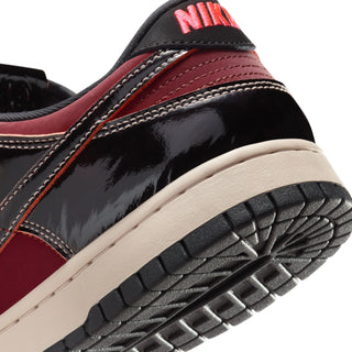 MEN'S NIKE DUNK LOW RETRO SE "DARK TEAM RED" HQ1965-600