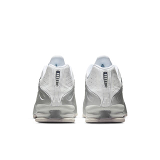 MEN'S NIKE SHOX R4 WHITE/METALLIC SILVER-WHITE HQ1988-101