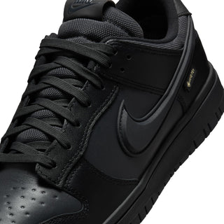 MEN'S NIKE DUNK LOW GORE-TEX "TRIPLE BLACK" HQ2053-001