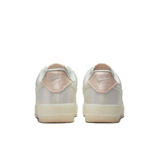 WOMEN'S AIR FORCE 1 LOW '07 LV8 'SAIL/BARELY ORANGE' HQ3762-133