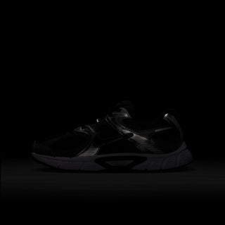 (GS) NIKE V5 RNR 'BLACK/WHITE' HQ6411-001