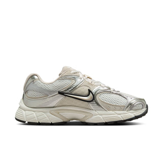 WOMEN'S NIKE V5 RNR "SUMMIT WHITE LIGHT OREWOOD" HQ7901-104