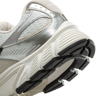 WOMEN'S NIKE V5 RNR "SUMMIT WHITE LIGHT OREWOOD" HQ7901-104
