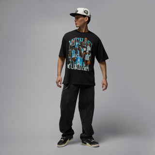 MEN'S JORDAN FLIGHT ESSENTIALS GRAPHIC T-SHIRT "BLACK/DK POWDER BLUE" HQ8940-010