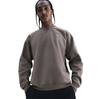 MEN'S NIKE SOLO SWOOSH FLEECE CREW "CAVE STONE" HV1086-289