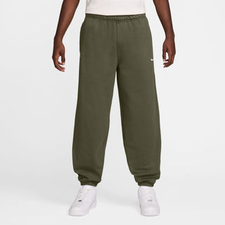 MEN'S NIKE SOLO SWOOSH CUFFED FLEECE PANTS 'MEDIUM OLIVE' HV1088-222
