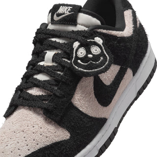 MEN'S NIKE DUNK LOW RETRO SE SUEDE "PANDA-MONIUM PACK BLACK" IB2990-100