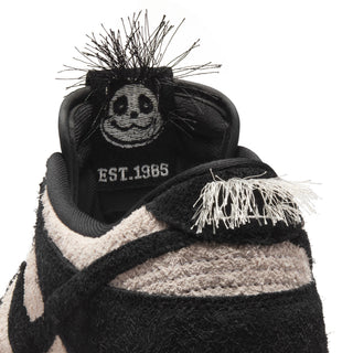 MEN'S NIKE DUNK LOW RETRO SE SUEDE "PANDA-MONIUM PACK BLACK" IB2990-100