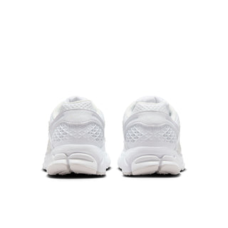 WOMEN'S NIKE ZOOM VOMERO 5 SE "WHITE PLATINUM" IB4397-100