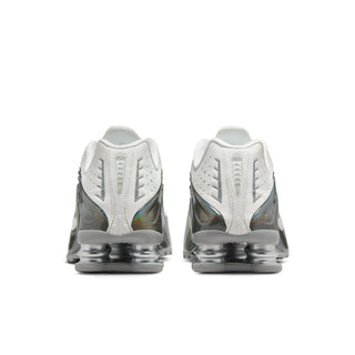 WOMEN'S NIKE SHOX R4 "WHITE IRIDESCENT" IB7703-100