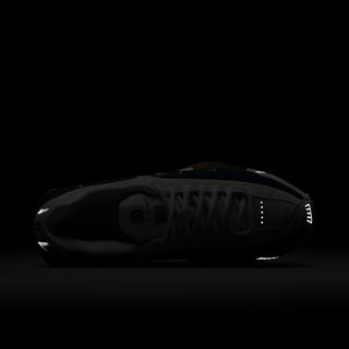 WOMEN'S NIKE SHOX R4 "WHITE IRIDESCENT" IB7703-100