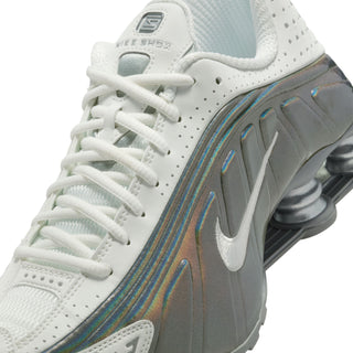 WOMEN'S NIKE SHOX R4 "WHITE IRIDESCENT" IB7703-100