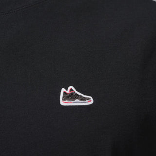 MEN'S AIR JORDAN SNEAKER PATCH BRED 4 TEE "BLACK" IF3107-010