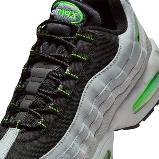MEN'S NIKE AIR MAX 95 RACING PACK "LIGHT SMOKE GREEN STRIKE" IH1228-002