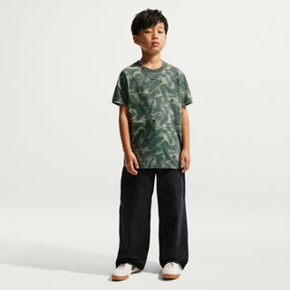 KIDS NIKE SPORTSWEAR T-SHIRT 'CAMO GREEN' II0458-303