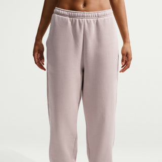 WOMEN'S NIKE STUDIO FLEECE MEDIUM WEIGHT PANT CREAM II/SAIL IM8074-236