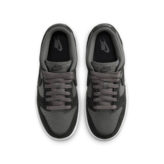 (GS) NIKE DUNK LOW SE MEDIUM ASH/BLACK-WHITE IO0319-200