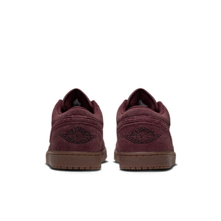 MEN'S AIR JORDAN 1 LOW SE "DARK TEAM RED/BLACK-GUM MED BROWN" IO2047-600