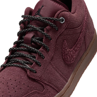 MEN'S AIR JORDAN 1 LOW SE "DARK TEAM RED/BLACK-GUM MED BROWN" IO2047-600