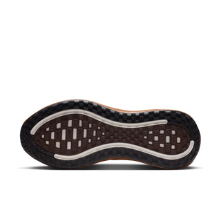 MEN'S NIKE VOMERO PLUS QS "SAIL PECAN" IO4482-100