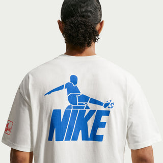 NIKE SPORTSWEAR 'CELEBRATE FOOTBALL" TEE WHITE/BLUE IR5773-133