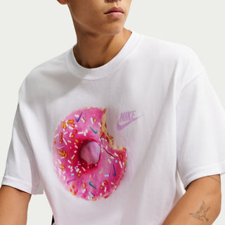MEN'S NIKE SPORTSWEAR DONUT TEE WHITE IV4859-100