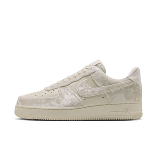 WOMEN'S NIKE AIR FORCE ONE LOW '07 SE 'VELVET' PALE IVORY IX5100-100
