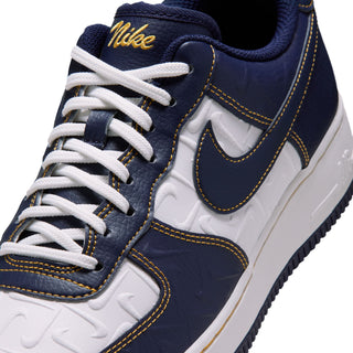 MEN'S NIKE AIR FORCE 1 '07 "SUMMIT WHITE/MIDNIGHT NAVY-YELLOW OCHRE" IX7257-133